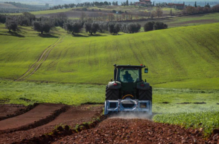 Tractor Rock Crusher 