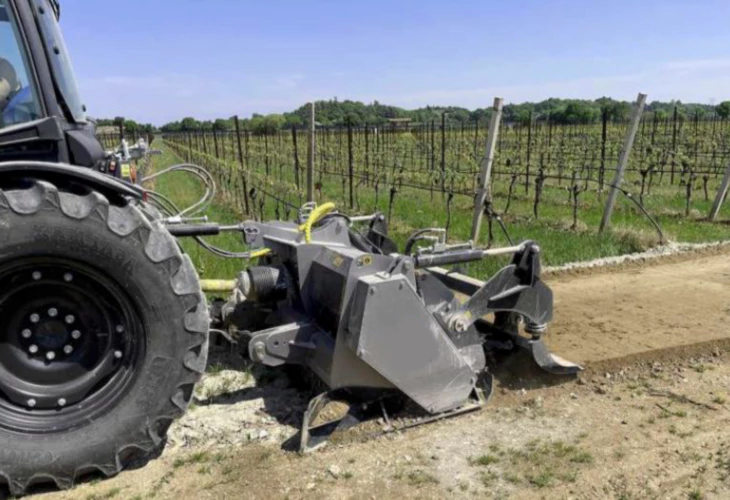 Tractor Stone Crusher