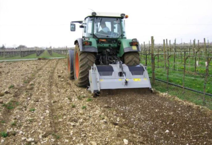 Tractor Stone Crusher For Vineyard work